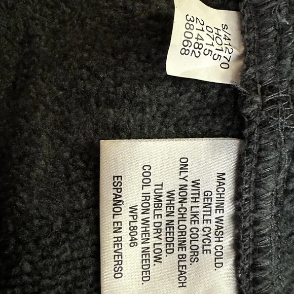 Greg Norman Mens (m-l) zipper sweater jacket. Has inside pockets. - Picture 6 of 9